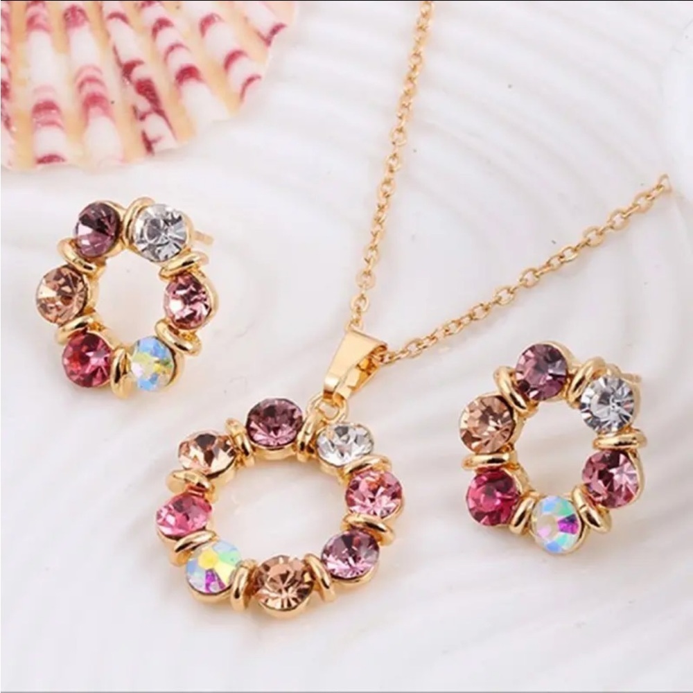 NWOT Designer inspired colorful circles earrings and necklace set 18 k GP